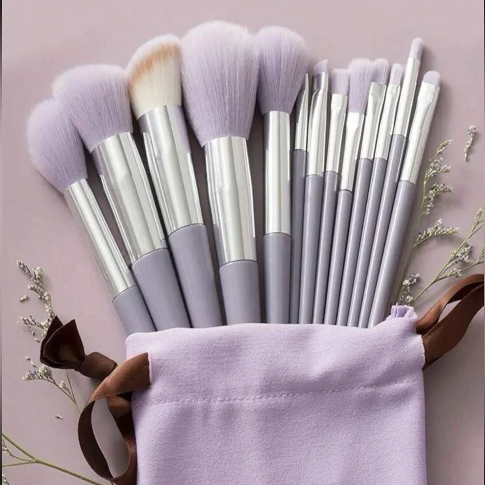 13 Piece Purple Makeup Brush Set + Pouch - Picture 1 of 2